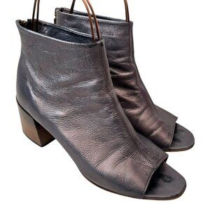 Alberto Fermani Solara crinkled leather booties metallic pewter boots size 9 39